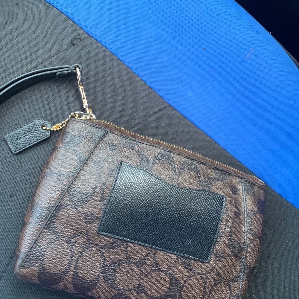 Coach Hand Tote - Picture 4 of 4